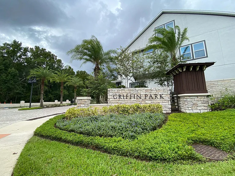 1011 Lychee Ct — Photo 2