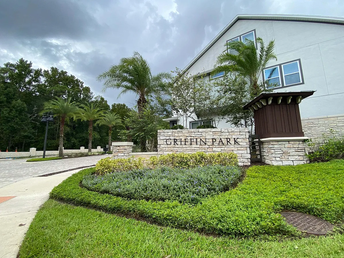 Building Photo - 1011 Lychee Ct