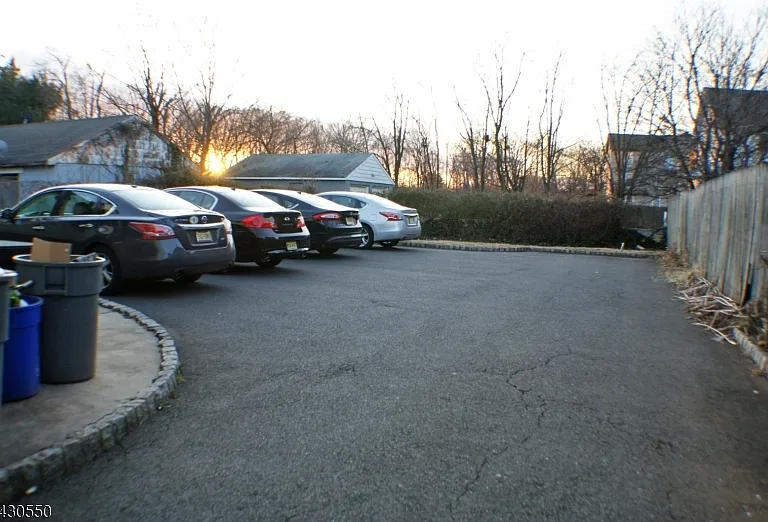 14 New St #2A — Photo 4