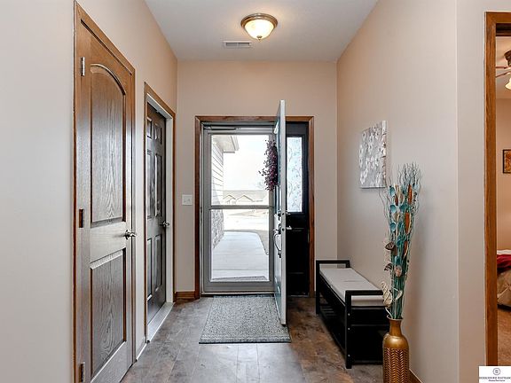 3rd image of 1175 Prairie Hill Cir