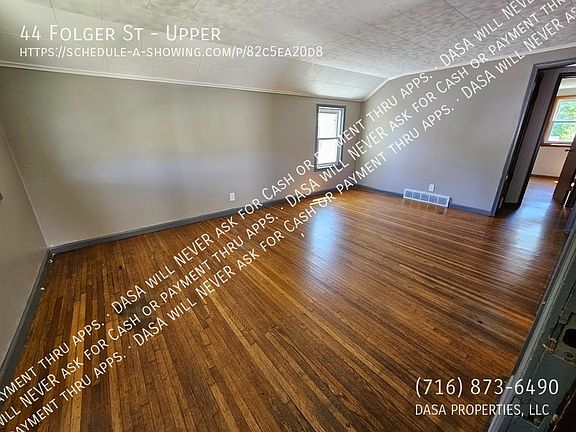 3rd image of 44 Folger St