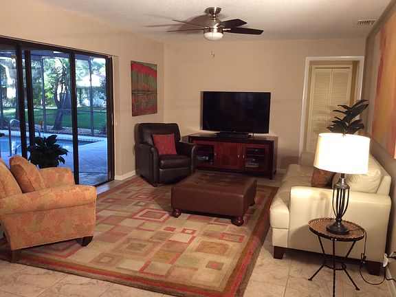 5th image of 13905 Lake Bluff Ct