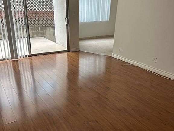 2nd image of 3714 Inglewood Blvd #4