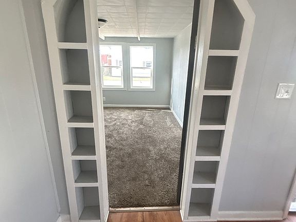 3rd image of 418 S Jackson St #1