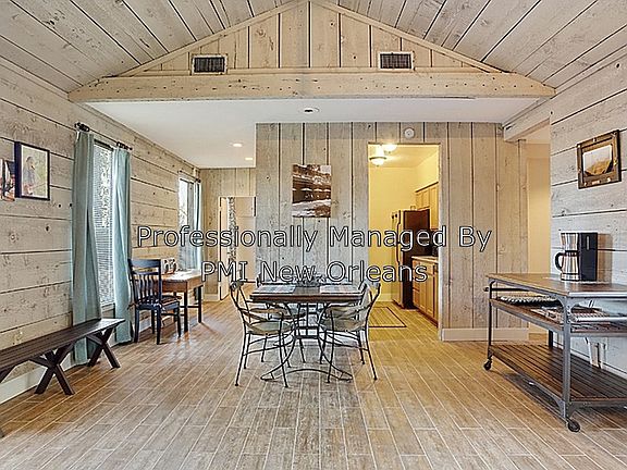 3rd image of 833 Louisiana Ave APT D