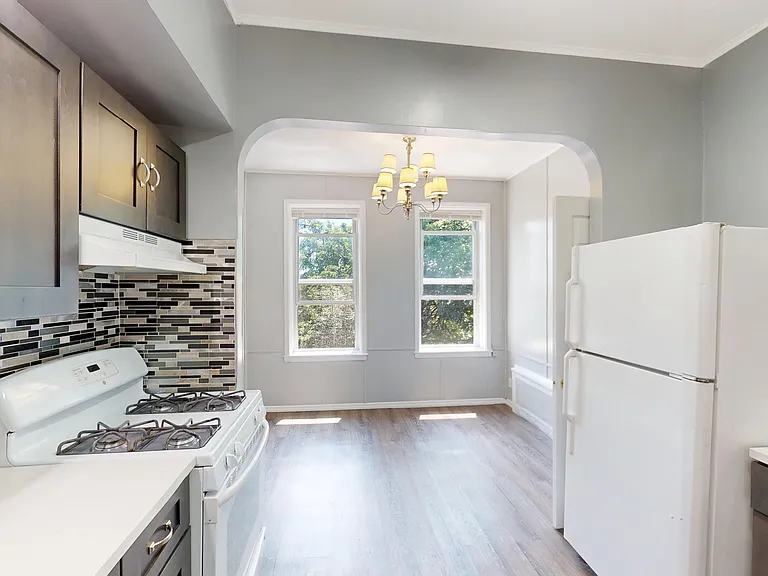 456 Dewitt Ave #2 — Photo 2
