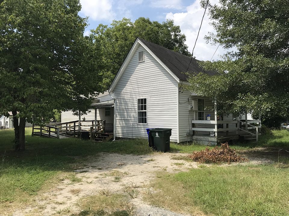2nd image of 1003 W Waddell St