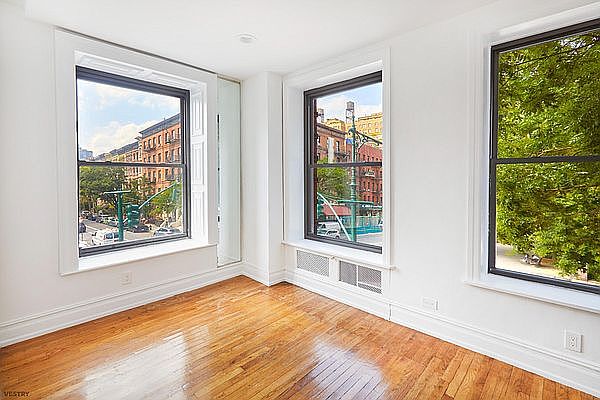 1st image of 66 W 77th St APT 26