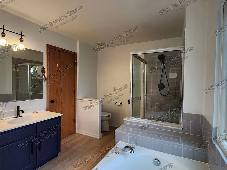 1523 Schumacher Dr — Photo 11