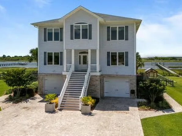 117 Harbour Drive, Hubert, NC 28539