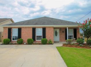 129 Star Pl, Belle Chasse, LA 70037