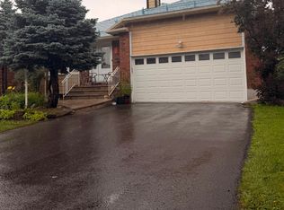 52 Jarlan Ter, Ottawa, ON K2L3L3