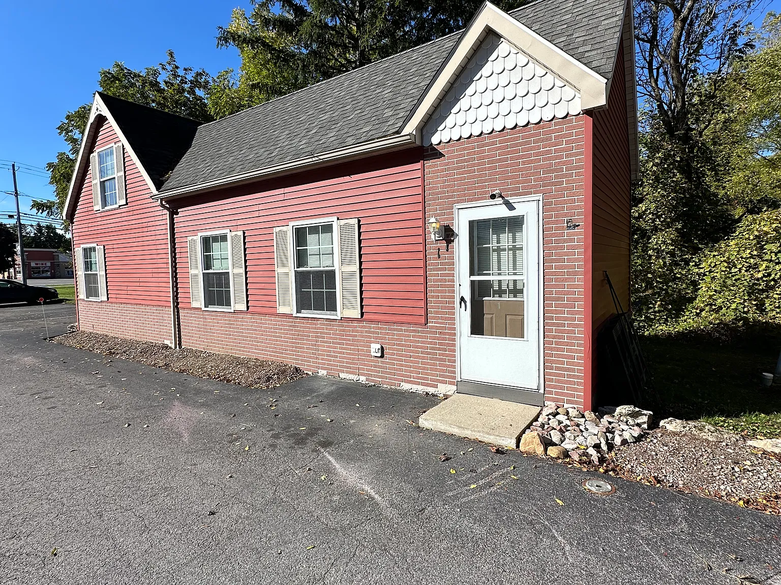 1 bed, 900 sqft, $1,400 — Photo 1