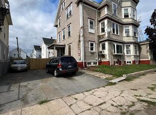 260 Lonsdale Ave, Pawtucket, RI 02860