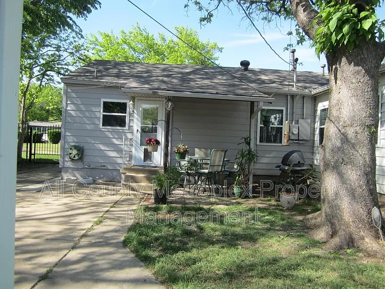 3984 Park Ln — Photo 24