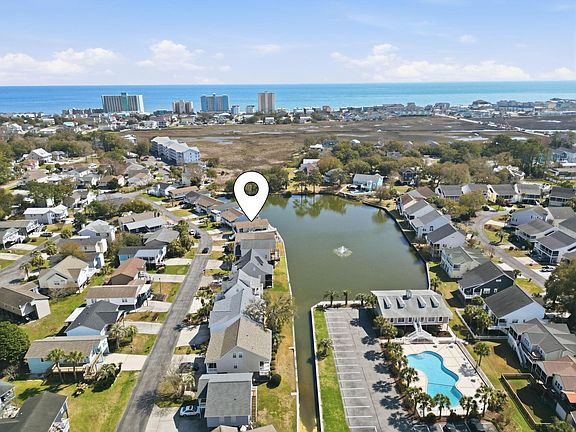 2nd image of 437 Bay Dr.