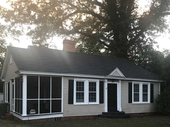 103 N Spain St, Darlington, SC 29532