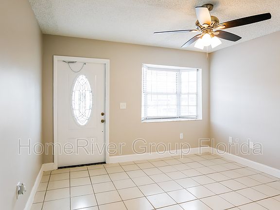 4th image of 11422 NW 87th Pl