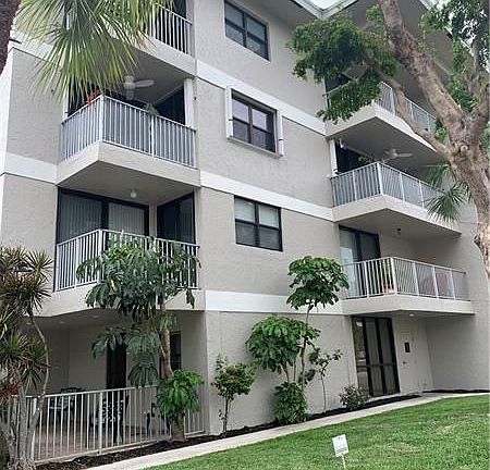2nd image of 4007 N Ocean Blvd #101
