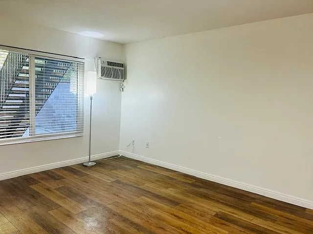 710 N La Fayette Park Pl #8 — Photo 7