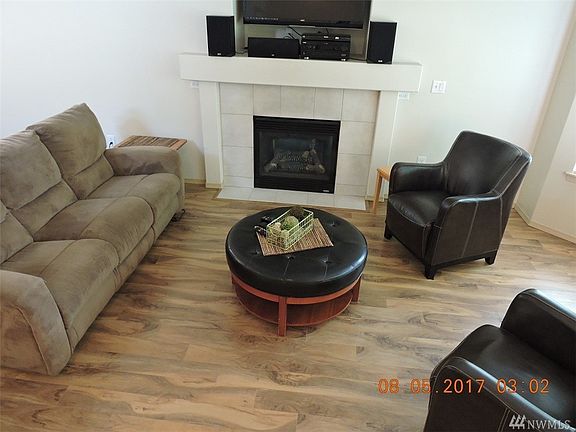 4th image of 17612 109th Street Ct E