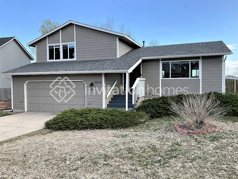 3819 Glenhurst St — Photo 1
