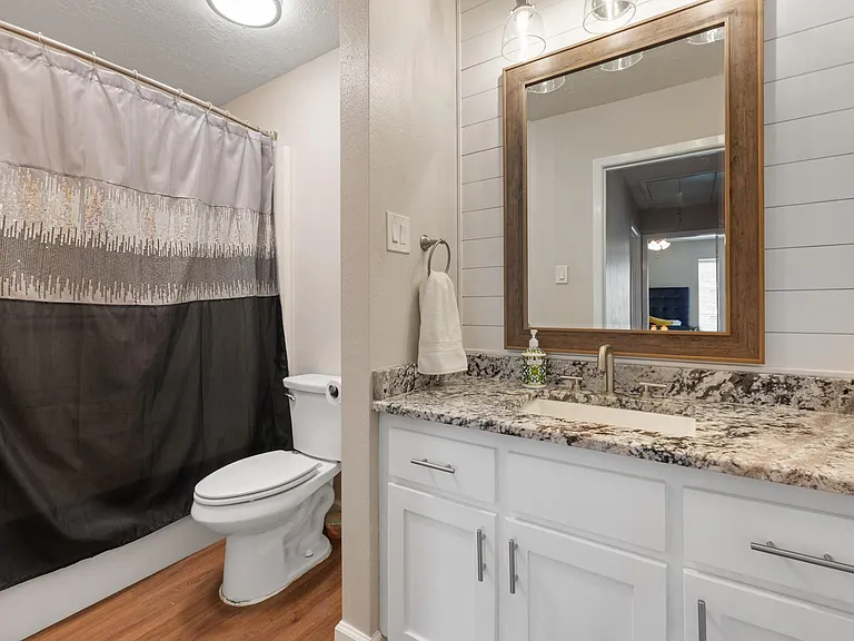 2907 Broadmoor Dr — Photo 38