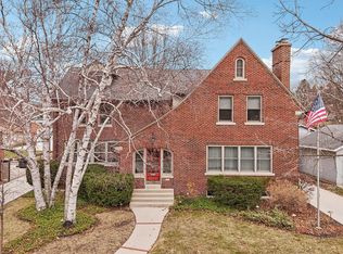 7500 Hillcrest Dr, Wauwatosa, WI 53213