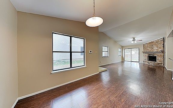 2nd image of 13935 Mission Valley