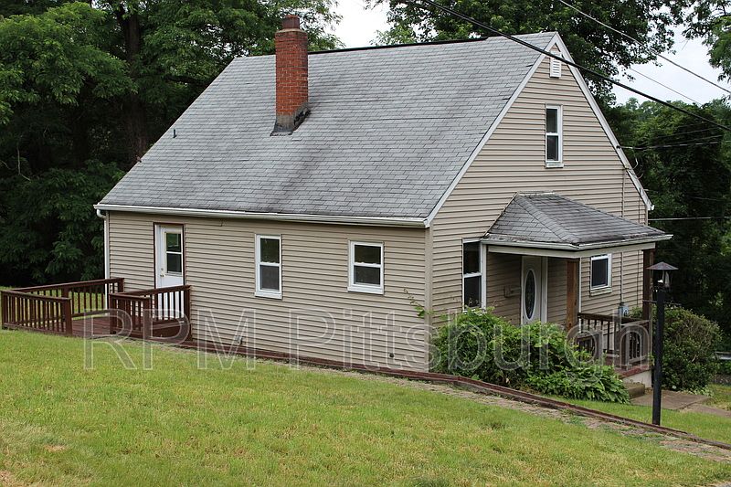 1st image of 501 Marvin St