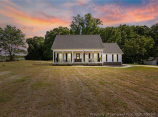 2310 Lakewood Falls Rd, Goldston, NC 27252