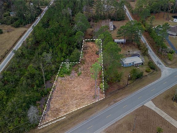 2nd image of 422 Long Acre Road