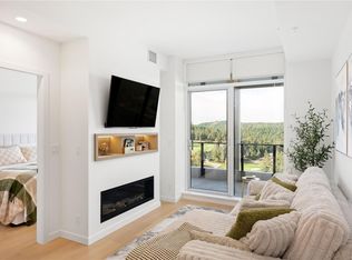 2000 Hannington Rd #1412, Langford, BC V9B6R6