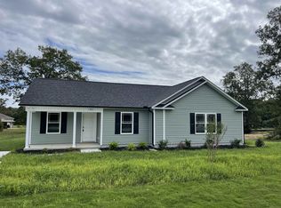 93 Perkins Ave, Selma, NC 27576