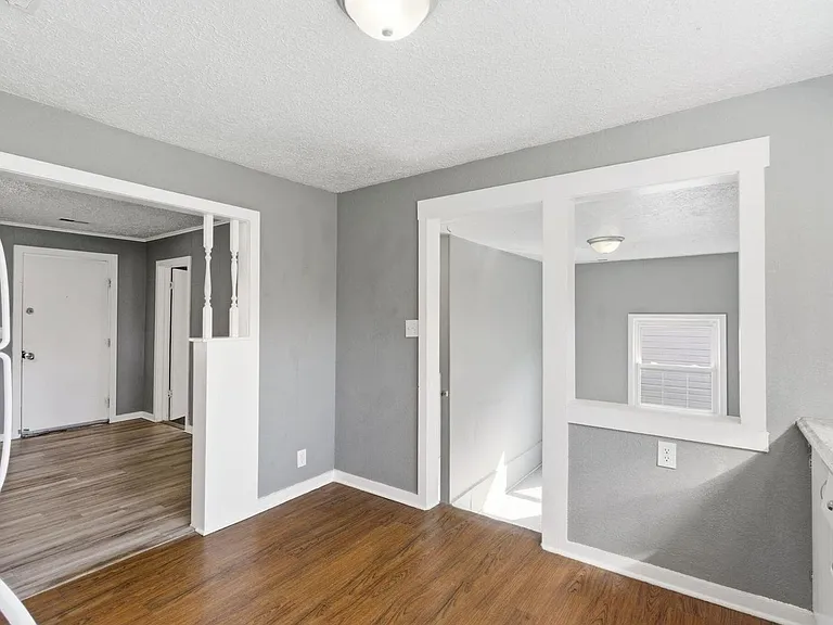 1508 E Livingston St — Photo 10