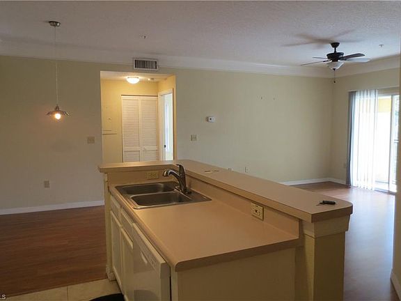 4th image of 11490 Villa Grand APT 212
