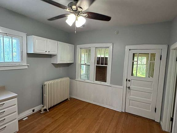 5th image of 37 Cumnor Rd APT 1