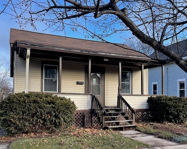 1st image of 1012 Harney Ave