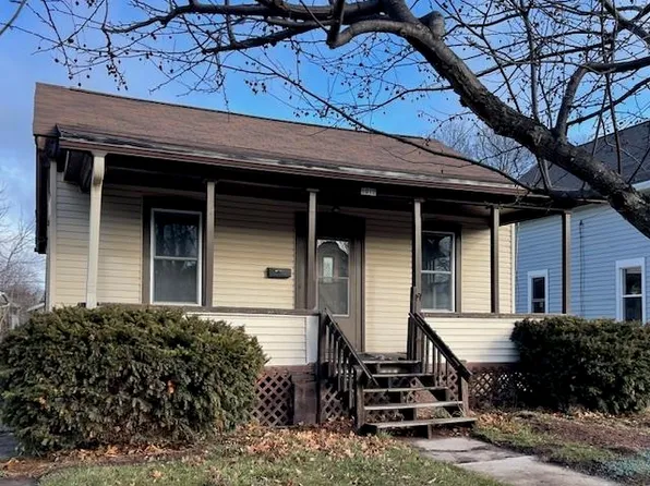 1012 Harney Ave, Oshkosh, WI 54901