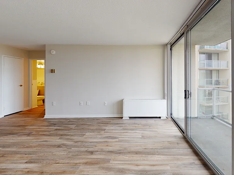 Enclave Silver Spring — Photo 16