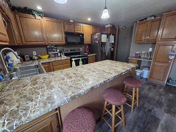 5th image of 1457 Daisy DRIVE