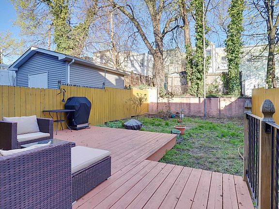 3rd image of 12 Romaine Ave #1