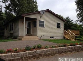 28607 Notre Dame St NE, North Branch, MN 55056
