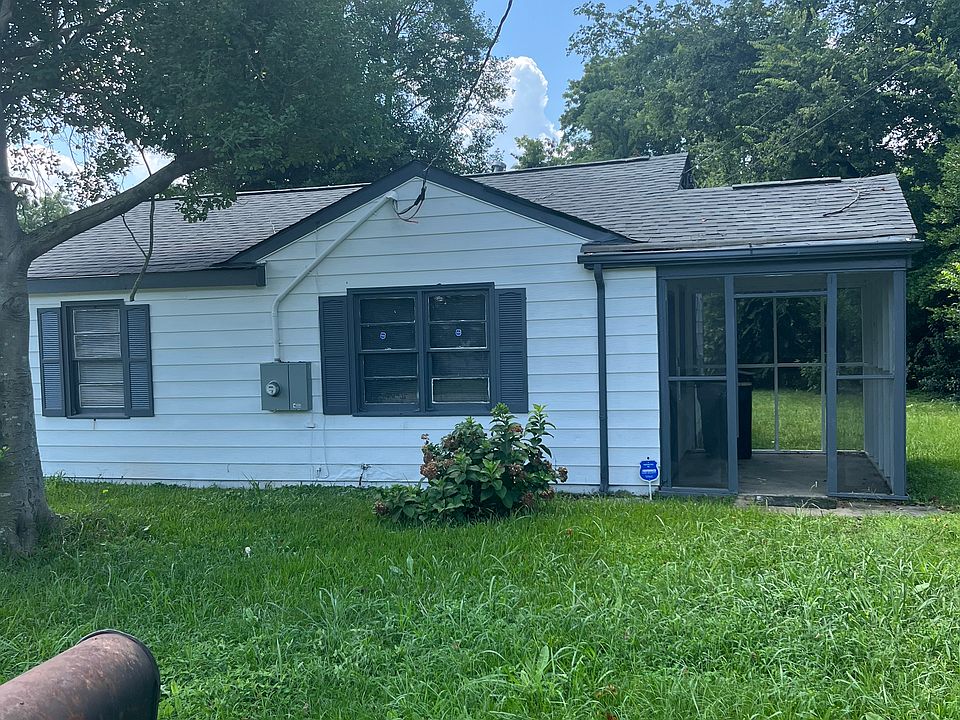 1st image of 521 Rachael St