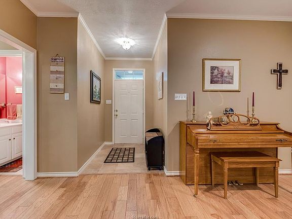 5th image of 6005 Waldham Grove Ln