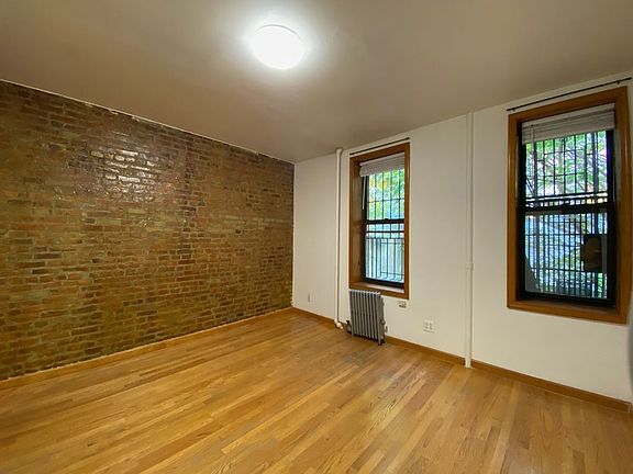 2nd image of 702 Washington Ave #B