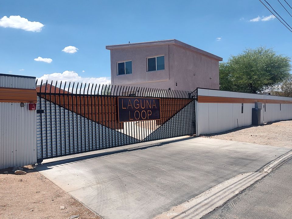 Gated Entrance to 5 home subdivision