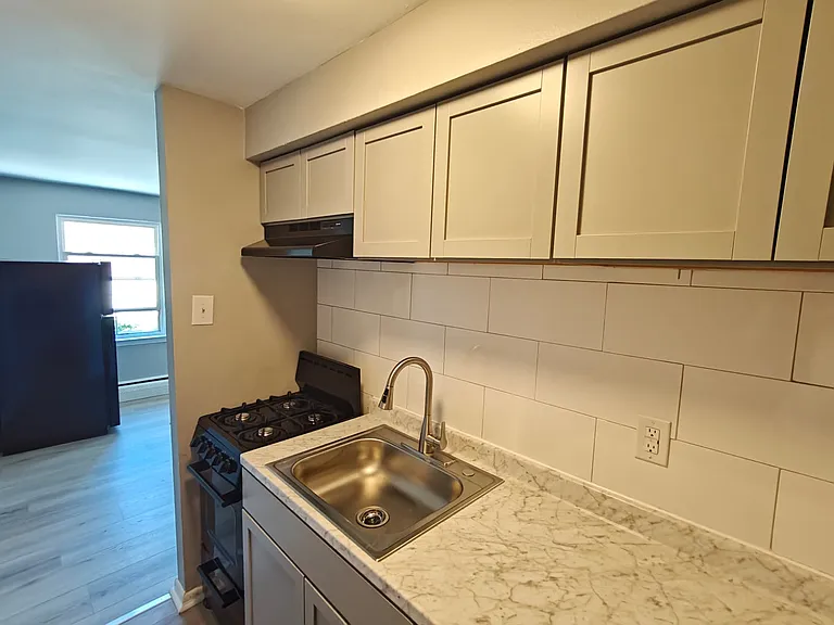 7131 Marshall Rd #B10 — Photo 2