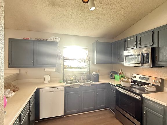 3rd image of 7140 Tassel Meadow Dr