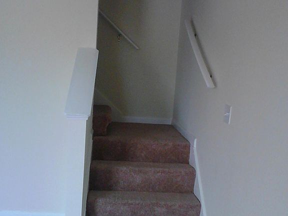 3rd image of 9409 Mulligan Ct